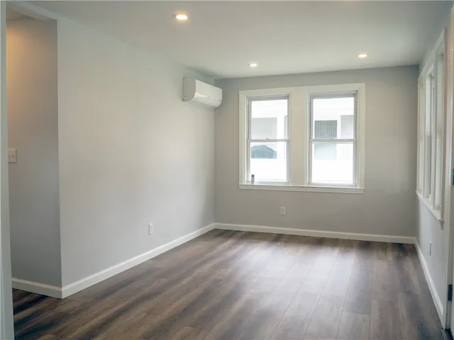 $2,200 | 74 Blanding Avenue, Barrington, RI 02806