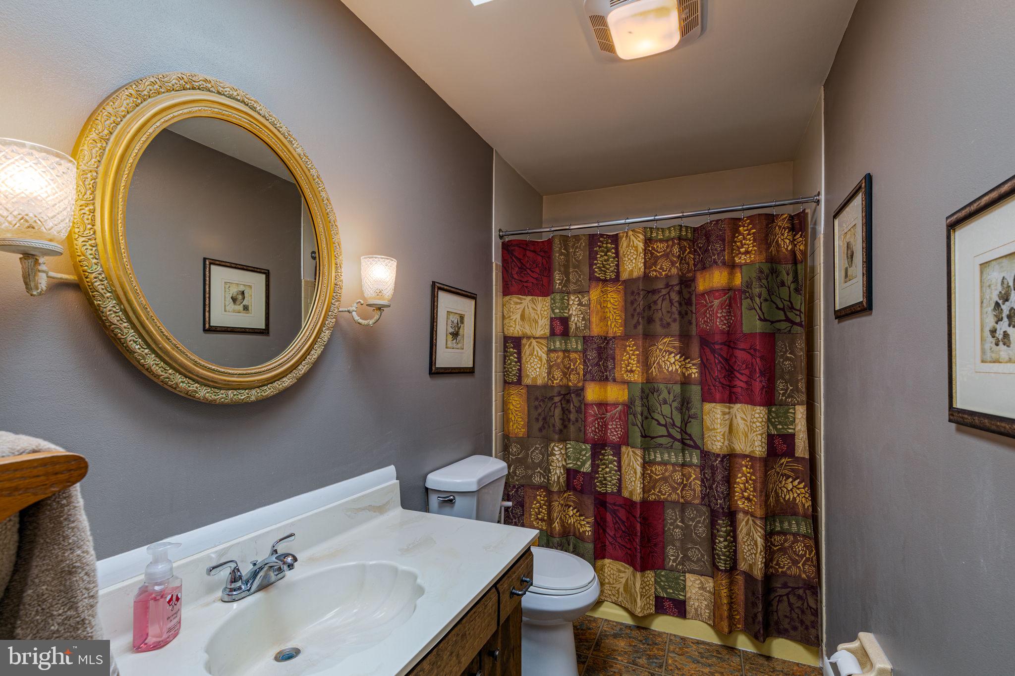 2641 Beckleysville Road Manchester, MD 21102 - Photo 21 of 56 Hall Full Bathroom
