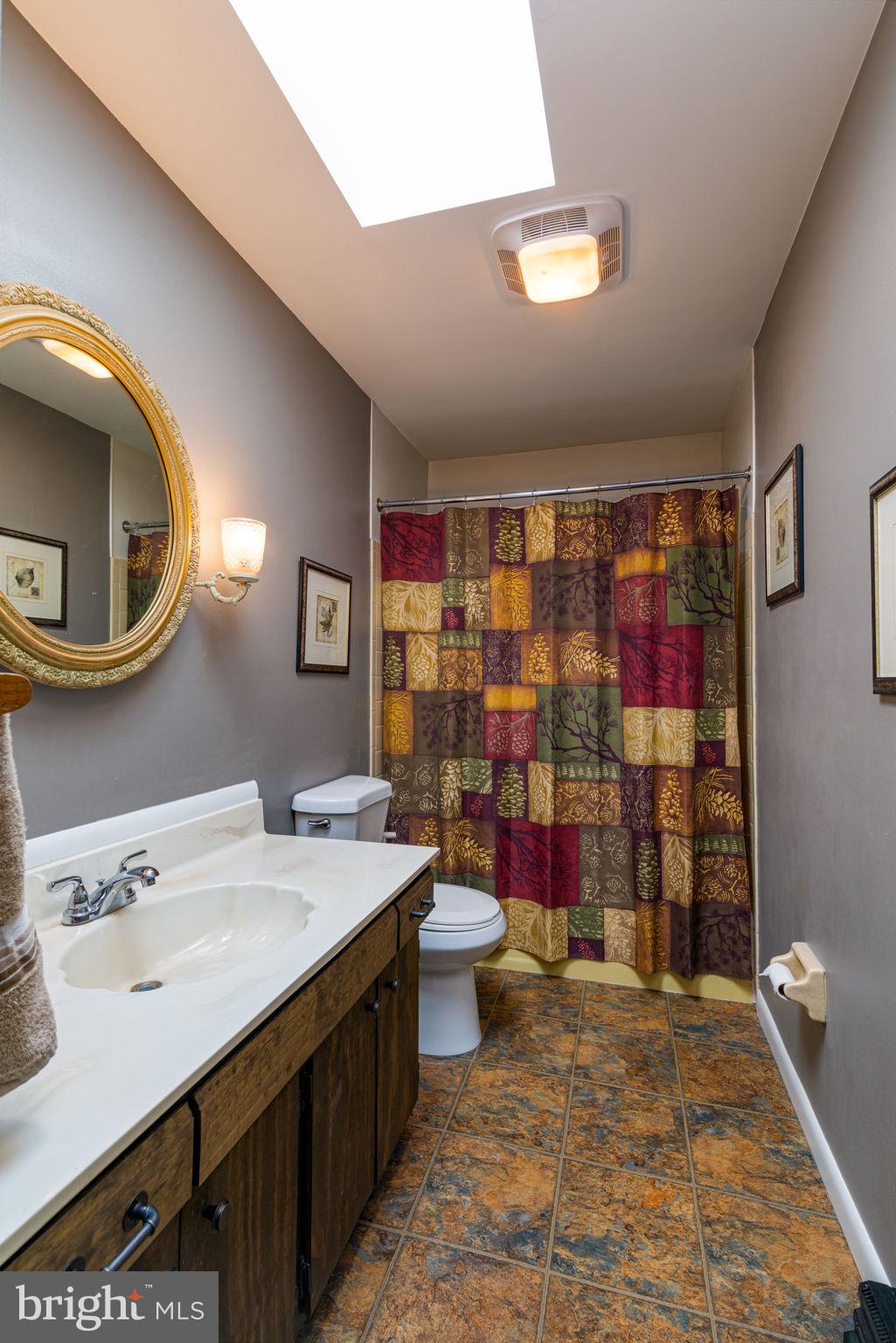 2641 Beckleysville Road Manchester, MD 21102 - Photo 22 of 56 Hall Full Bathroom