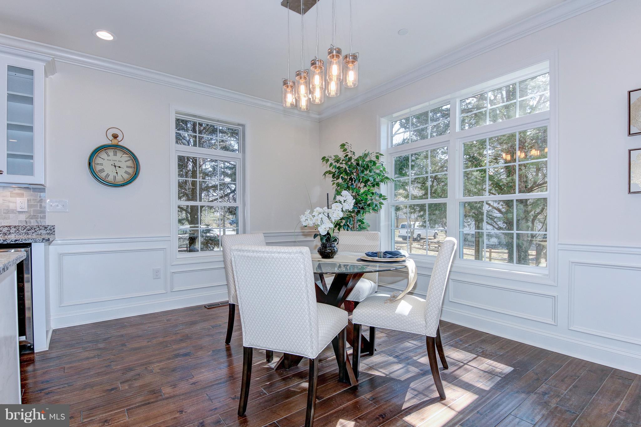 1200 Locust Lane Edgewater, MD 21037 - Photo 4 of 29 Dining Room