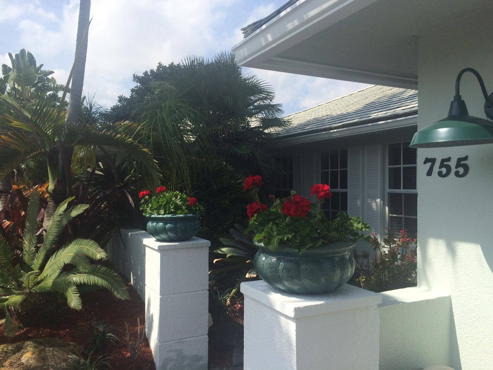 755 Coventry Street Boca Raton, FL 33487 - Photo 3 of 11 Welcoming Facade