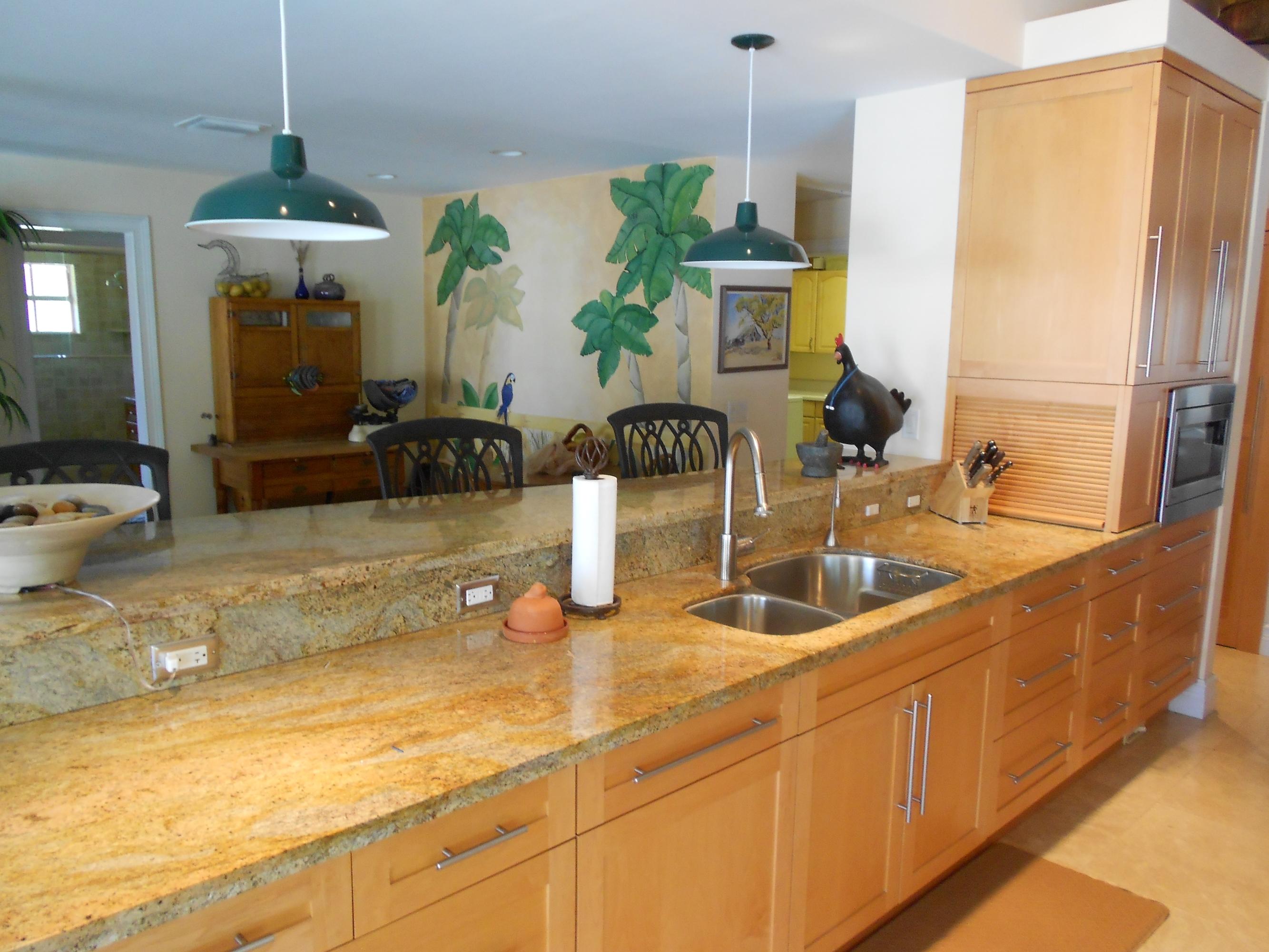 755 Coventry Street Boca Raton, FL 33487 - Photo 7 of 11 Gourmet Kitchen