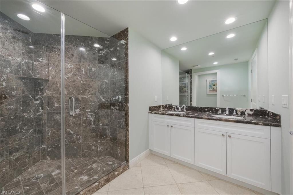 1490 5th Avenue South, Unit 200B Naples, FL 34102 - Photo 23 of 43 Guest bath