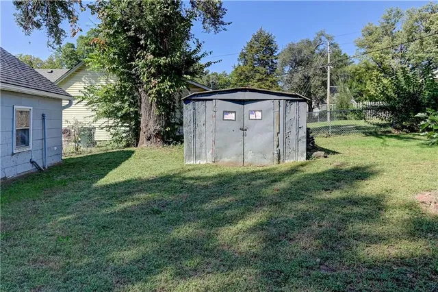 $139,700 | 928 Dakota Street, Leavenworth, KS 66048