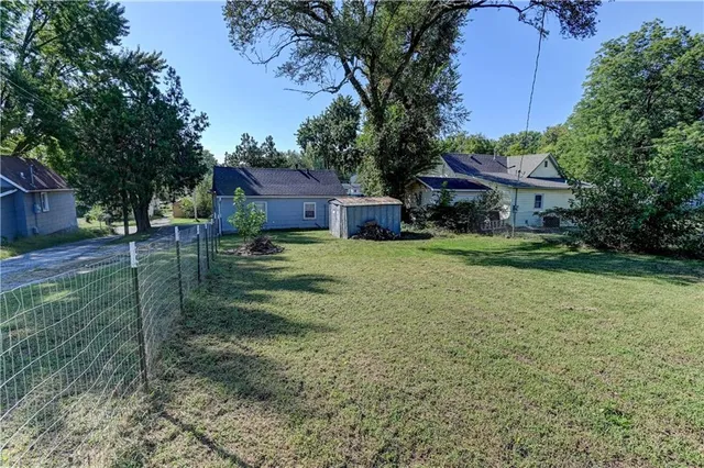 $139,700 | 928 Dakota Street, Leavenworth, KS 66048
