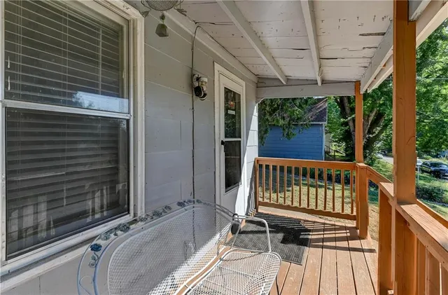 $139,700 | 928 Dakota Street, Leavenworth, KS 66048