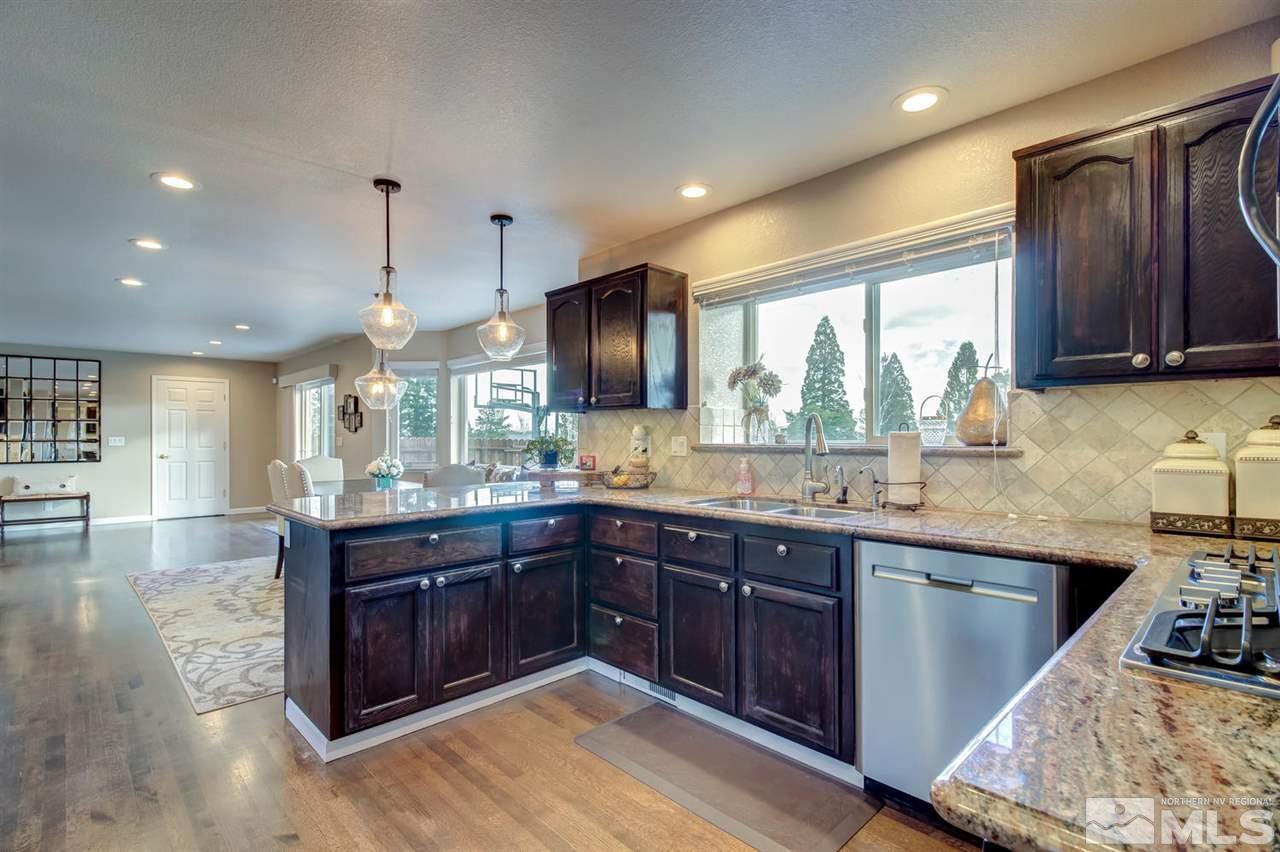 4302 Junewood Court Reno, NV 89509 - Photo 10 of 25 Photo 10
