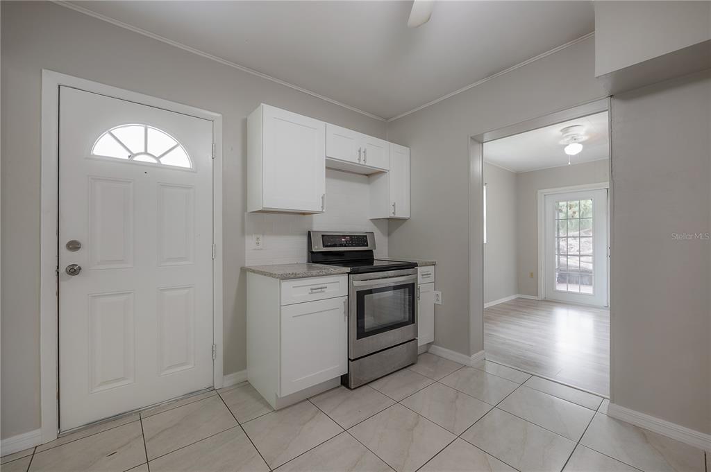 10411 North Woodmere Road Tampa, FL 33617 - Photo 11 of 29
