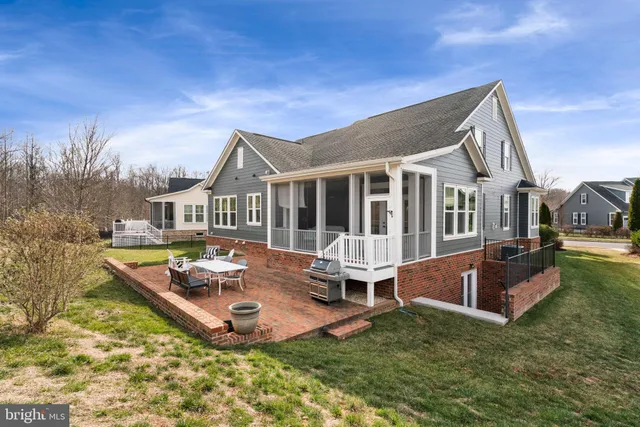 $975,000 | 17021 Silver Arrow Drive, Dumfries, VA 22026