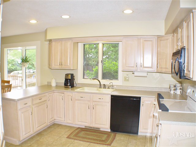 1509 Ransom Drive Fort Wayne, IN 46845 - Photo 5 of 24 Gallery Image 5