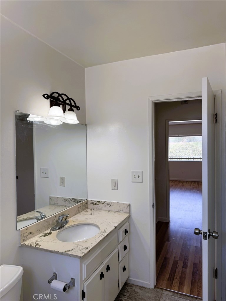 2310 Washington, Unit F Burbank, CA 91504 - Photo 13 of 27