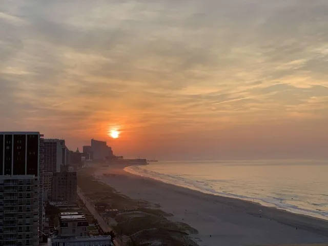 a view of a terrace with sky view