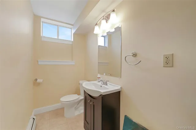 $1,098,888 | 4 Camelback Road, Chester, NY 10918