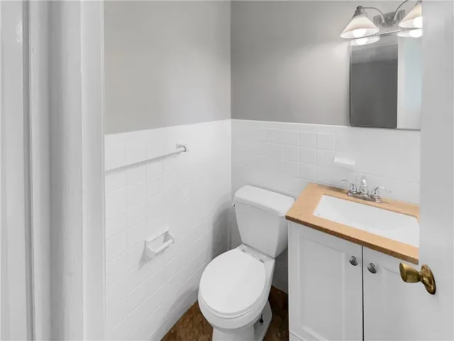 $190,000 | 11309 East 49th Street South, Kansas City, MO 64133