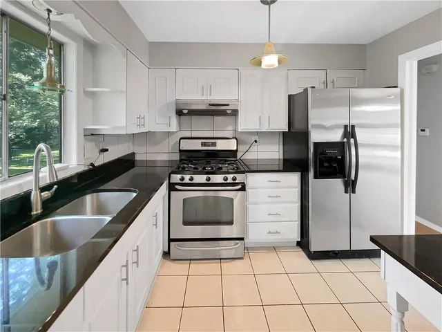 $190,000 | 11309 East 49th Street South, Kansas City, MO 64133