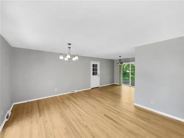 $190,000 | 11309 East 49th Street South, Kansas City, MO 64133