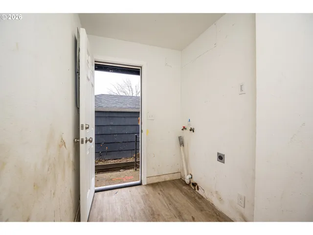 $233,500 | 1879 G Street, Springfield, OR 97477