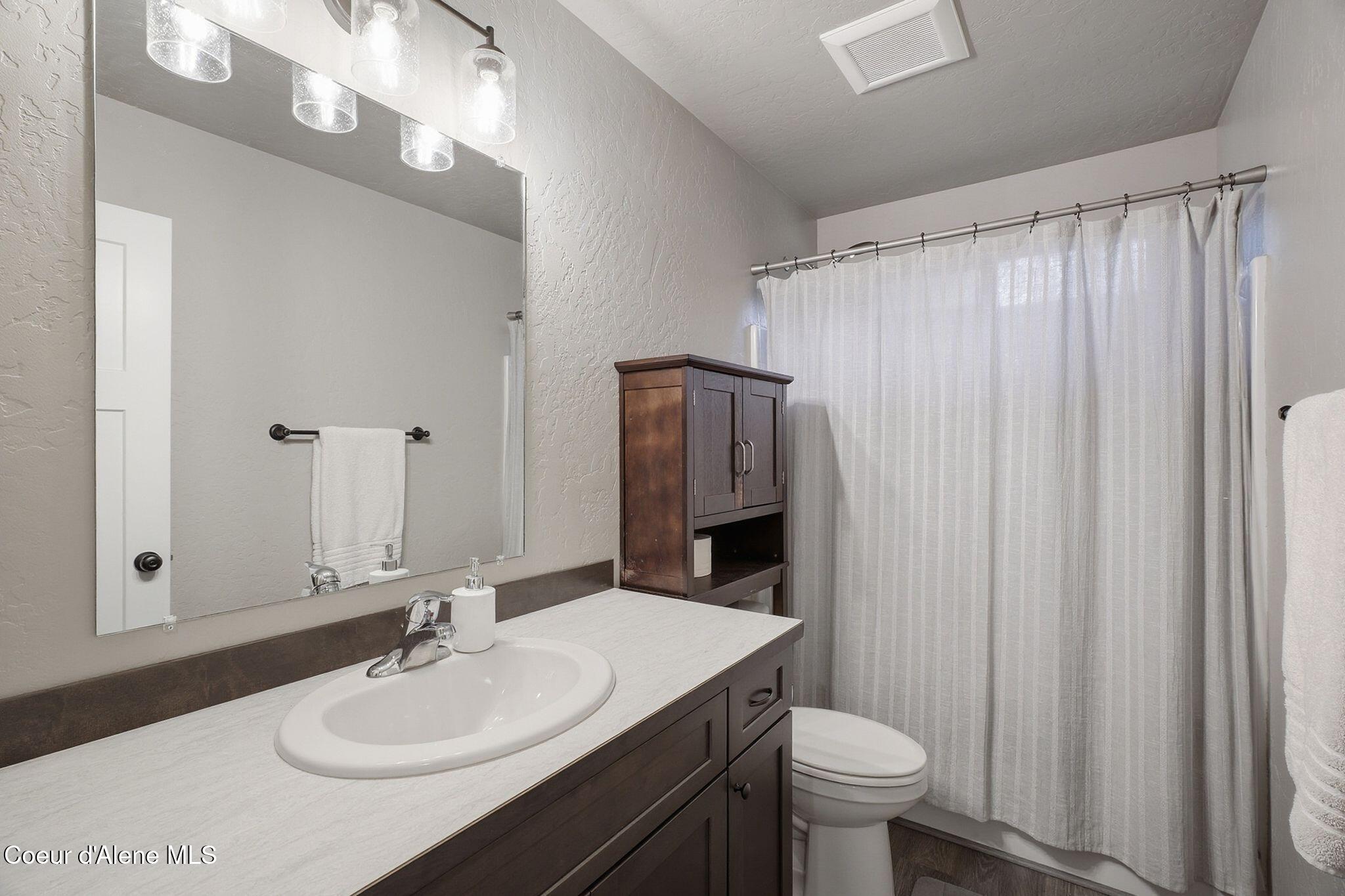 12053 Dufort Road Priest River, ID 83856 - Photo 11 of 18 IMG_0942