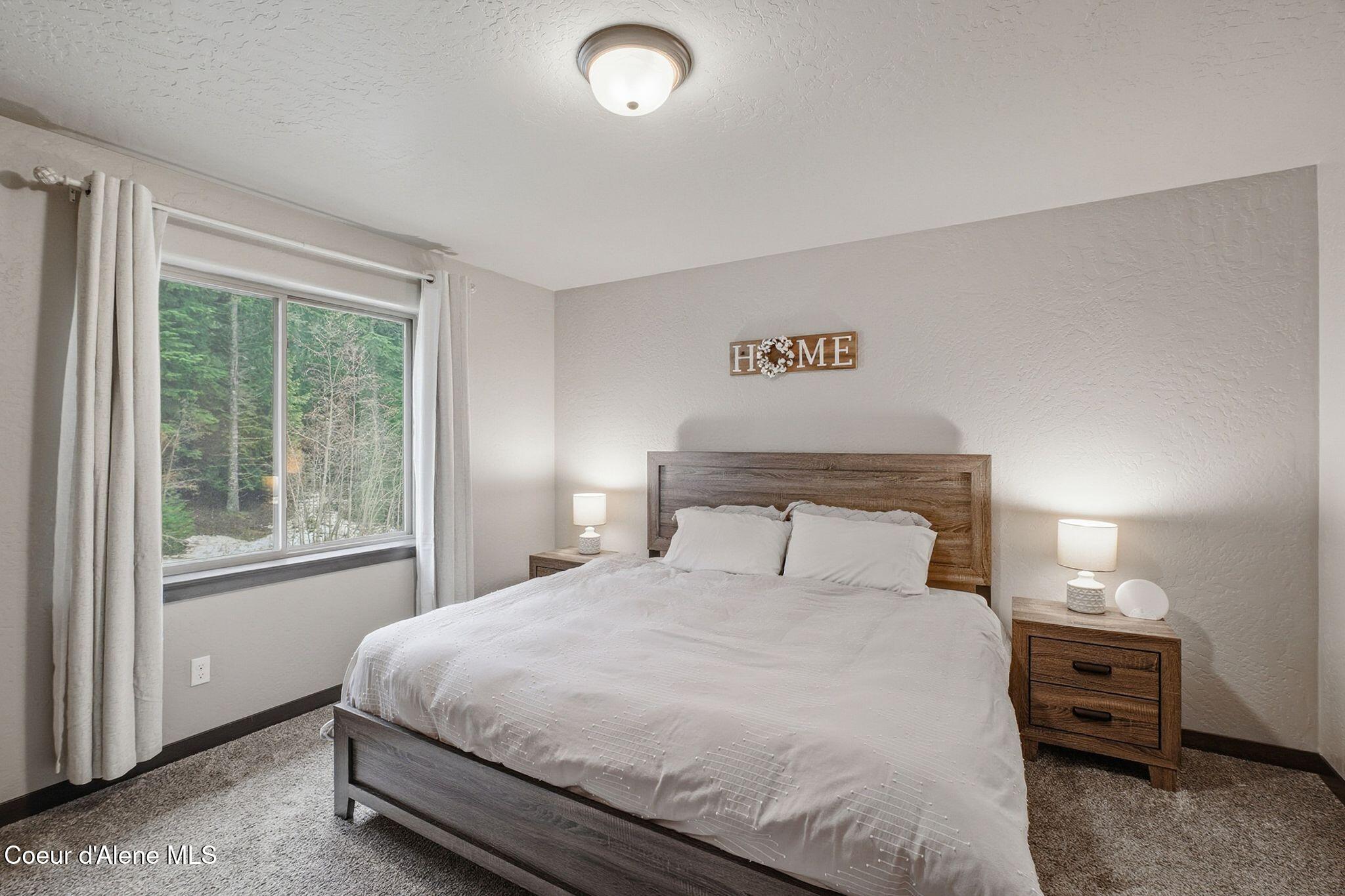 12053 Dufort Road Priest River, ID 83856 - Photo 7 of 18 IMG_0938