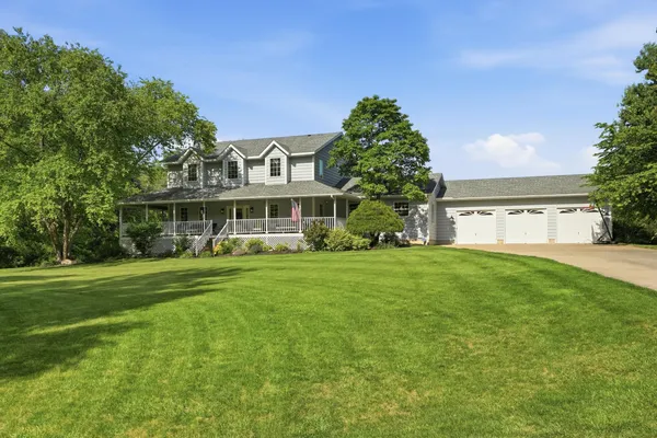 $889,000 | 3154 Thornhill Drive, Valparaiso, IN 46385