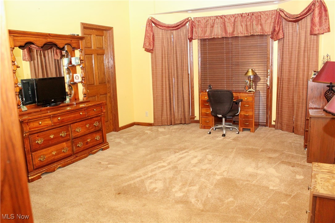1999 Warner Road Vienna, OH 44473 - Photo 20 of 50 First Floor Primary Bedroom