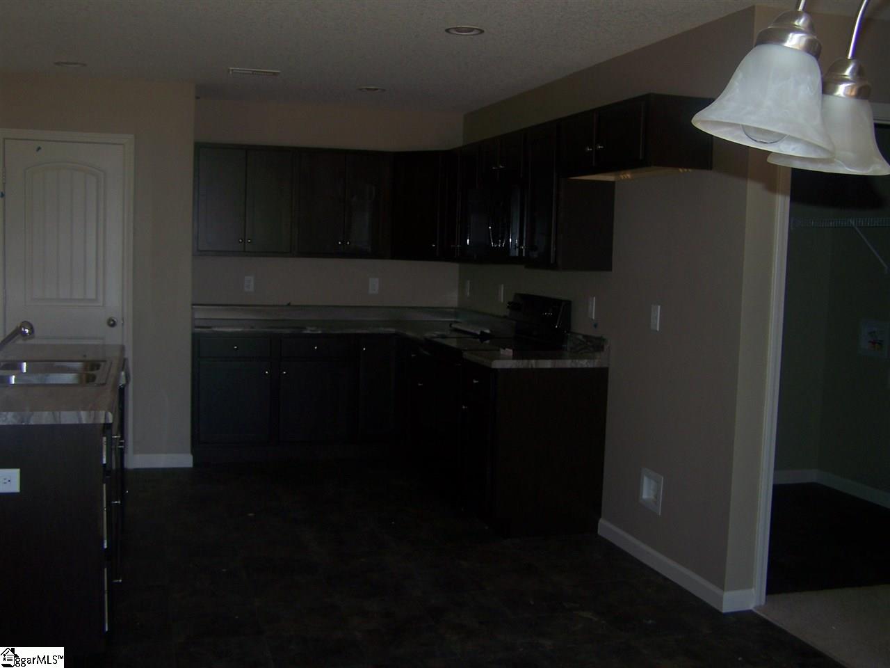 711 Kaitlyn Court Inman, SC 29349 - Photo 4 of 5 Gallery Image 4