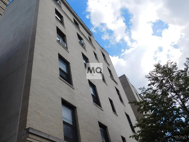 $3,000 | 32-15 35th Street, Unit A3 | Astoria