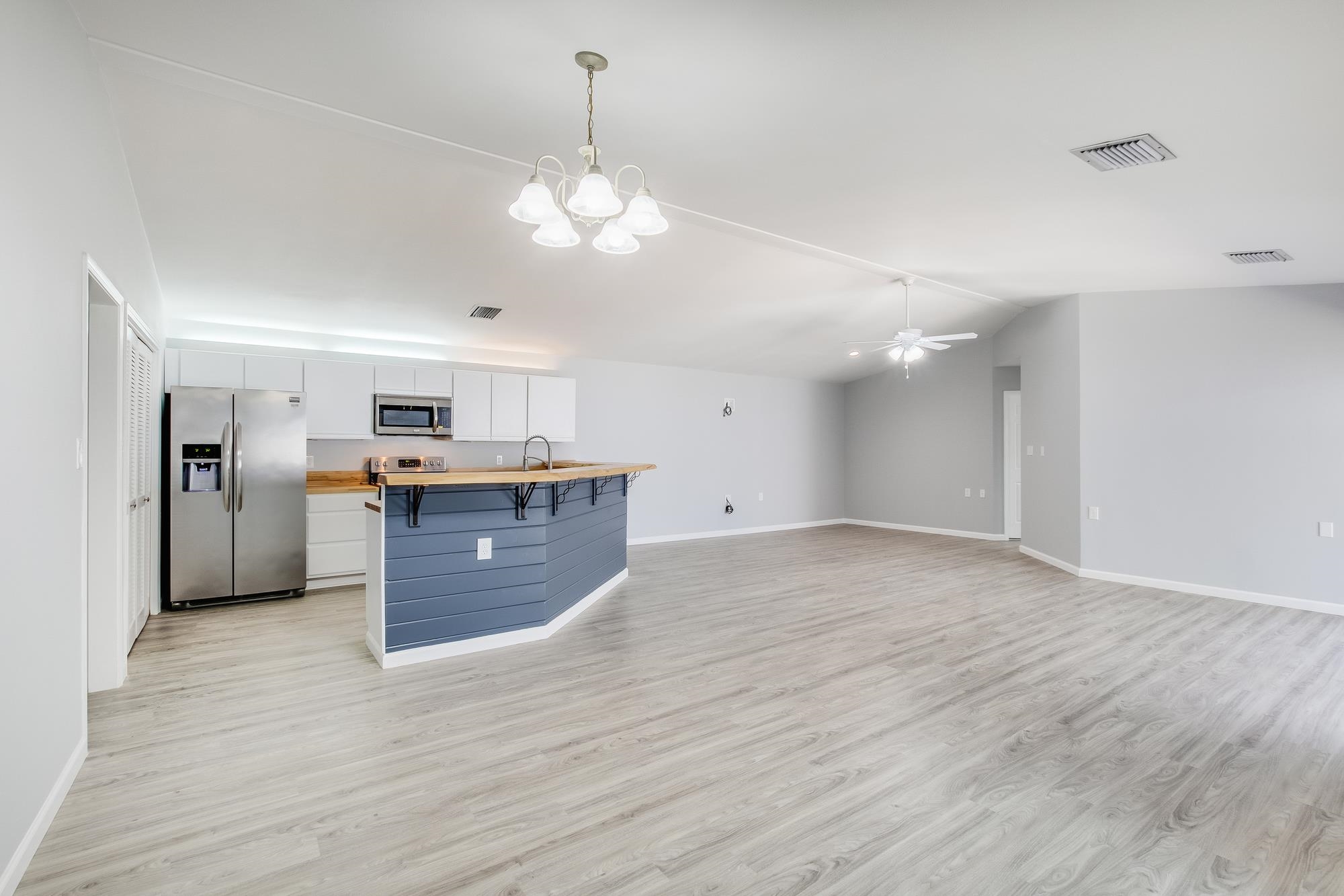 320 West Fort Morgan Road, Unit 101 Gulf Shores, AL 36542 - Photo 11 of 29 Dining Room