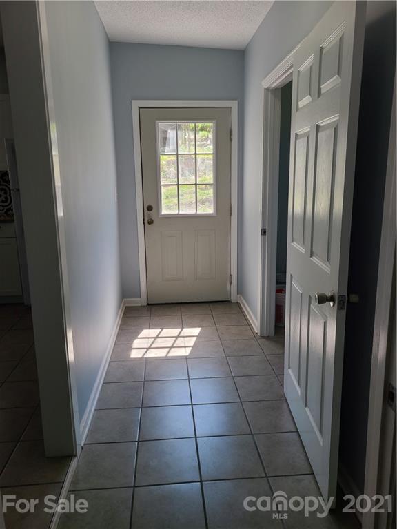 32 Ridge Street Marion, NC 28752 - Photo 14 of 37 Gallery Image 14