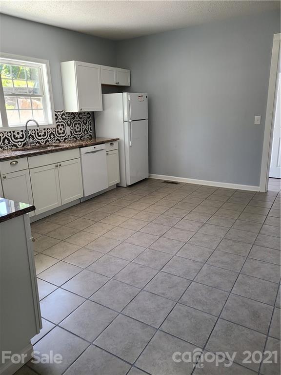 32 Ridge Street Marion, NC 28752 - Photo 22 of 37 Gallery Image 22