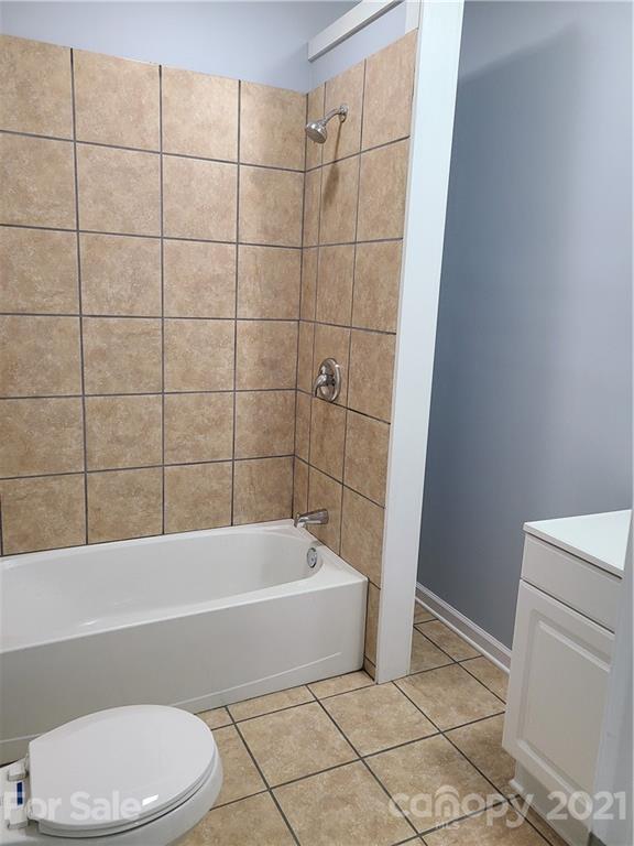 32 Ridge Street Marion, NC 28752 - Photo 29 of 37 Gallery Image 29