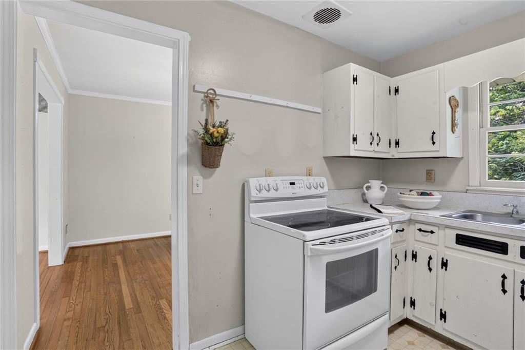 2839 Poplar Street Atlanta, GA 30340 - Photo 5 of 17