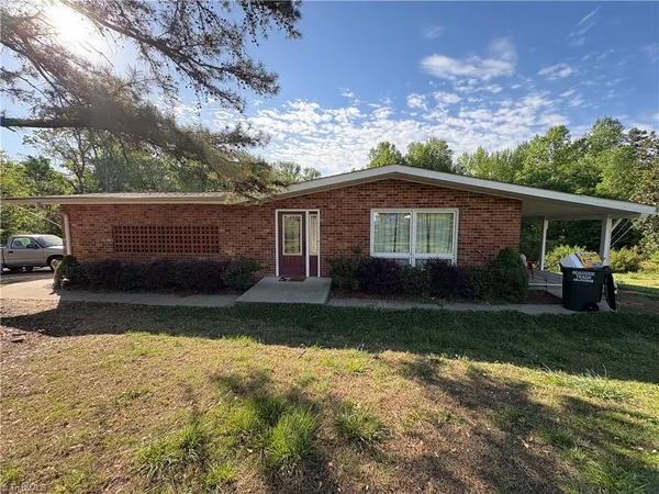 $385,000 | 4738 Peace Road, Trinity, NC 27370