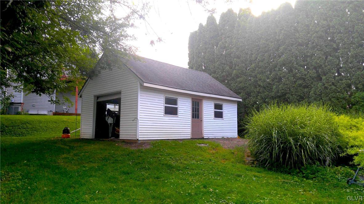 5612 North Coplay Road Whitehall, PA 18052 - Photo 36 of 37 Gallery Image 36