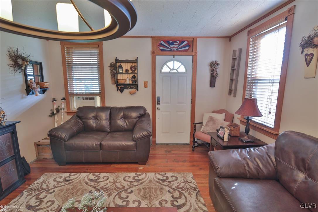 5612 North Coplay Road Whitehall, PA 18052 - Photo 5 of 37 Gallery Image 5