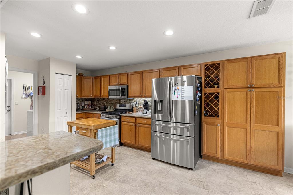 8090 South W 81st Loop Ocala, FL 34476 - Photo 9 of 37