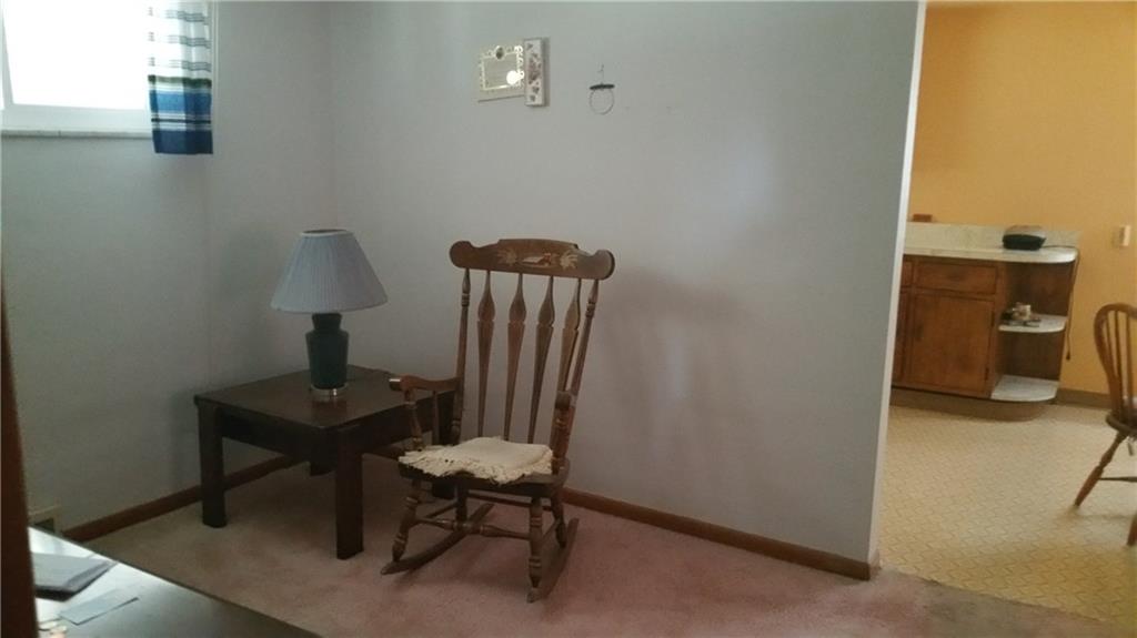 5316 Blossom Road Baldwin, PA 15236 - Photo 15 of 25 Gallery Image 15