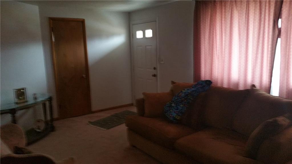 5316 Blossom Road Baldwin, PA 15236 - Photo 7 of 25 Gallery Image 7