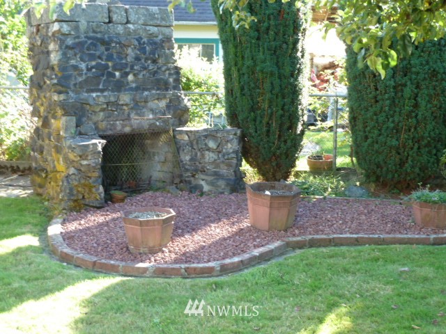 141 Southwest 1st Street Chehalis, WA 98532 - Photo 5 of 22 Gallery Image 5
