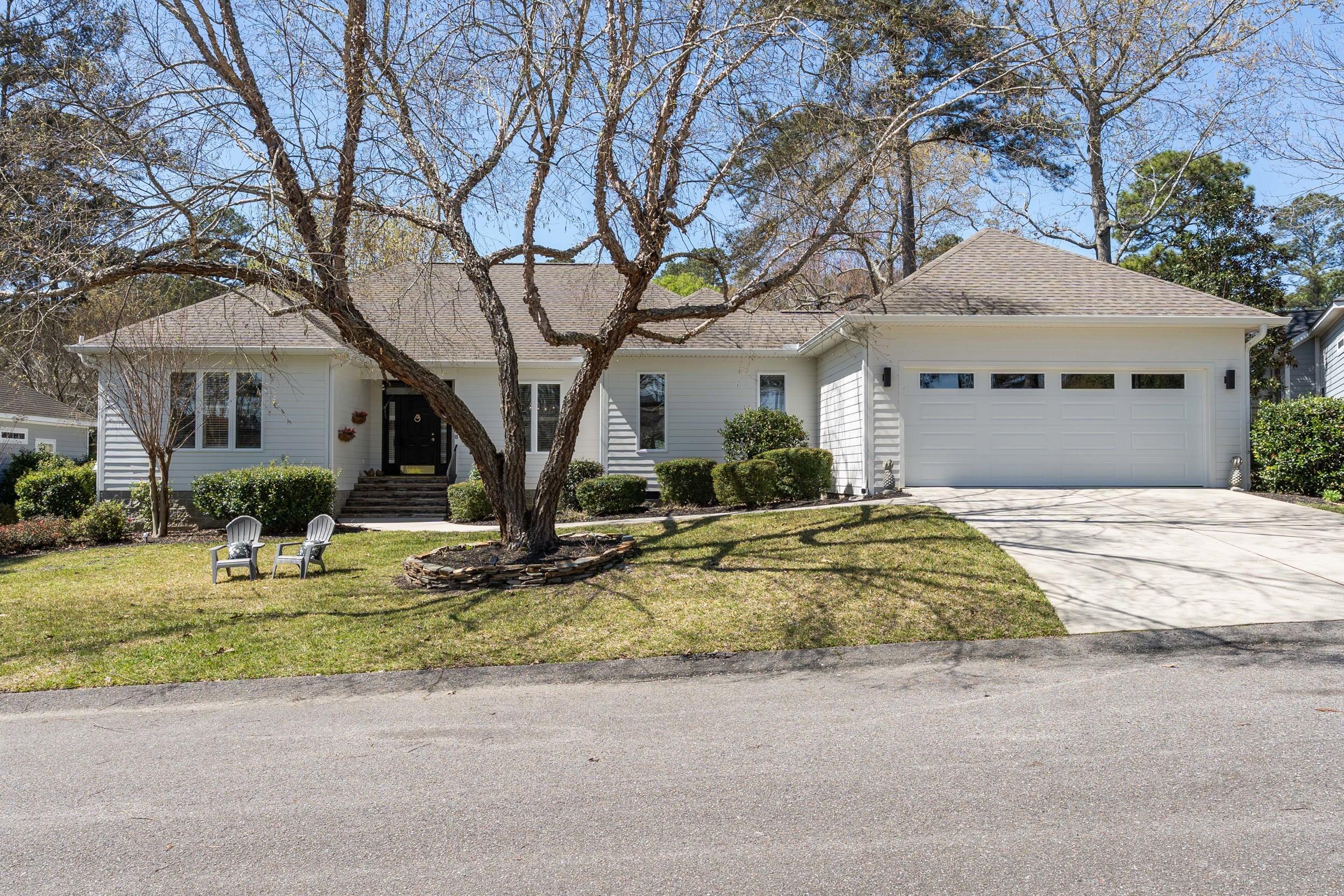 98 Troon Way Aiken, SC 29803 - Photo 2 of 54 2_03.18.2026 01 98-troon-way (lisa moss