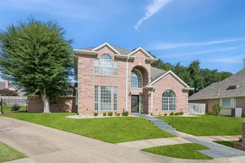 $540,000 | 5620 South Archbridge Court, Arlington, TX 76017