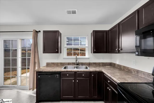 $229,900 | 754 Markham Circle, Moore, SC 29369