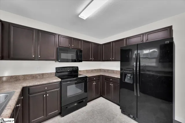 $229,900 | 754 Markham Circle, Moore, SC 29369