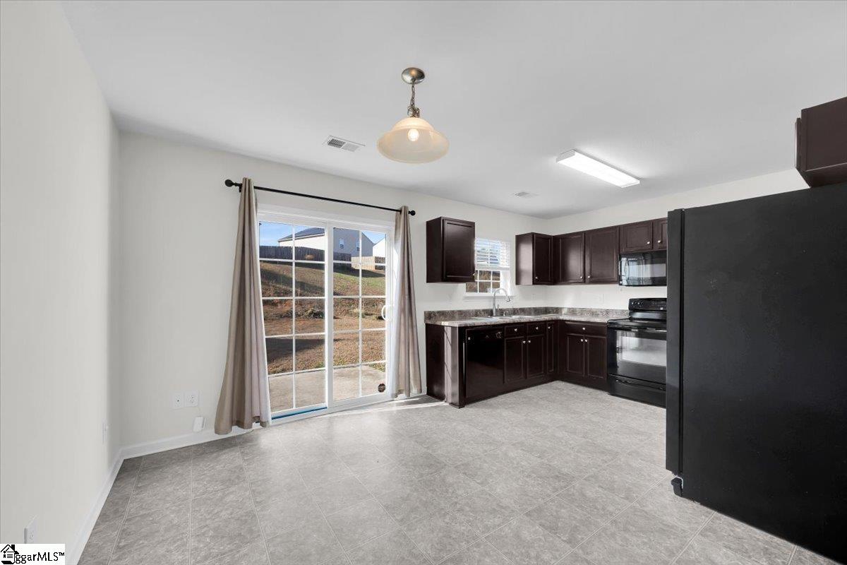 754 Markham Circle Moore, SC 29369 - Photo 13 of 38