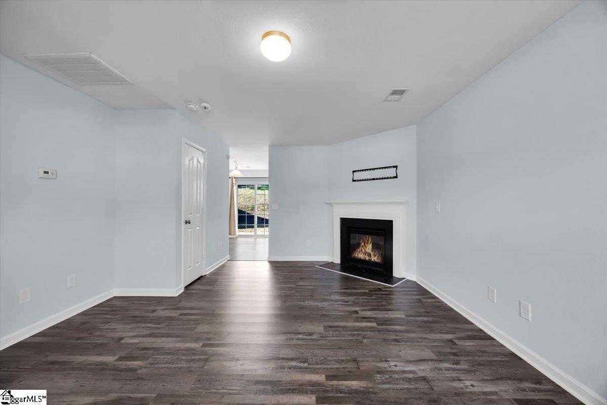 754 Markham Circle Moore, SC 29369 - Photo 7 of 38