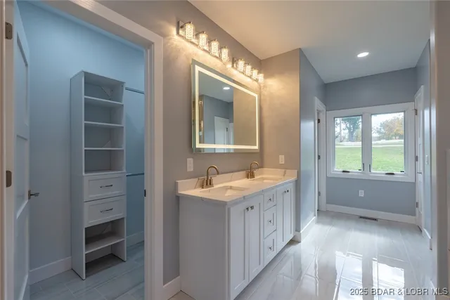 $1,299,000 | 289 Adrian Lane, Climax Springs, MO 65324