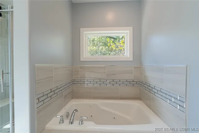 $1,299,000 | 289 Adrian Lane, Climax Springs, MO 65324