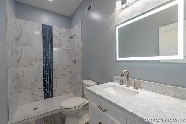 $1,299,000 | 289 Adrian Lane, Climax Springs, MO 65324