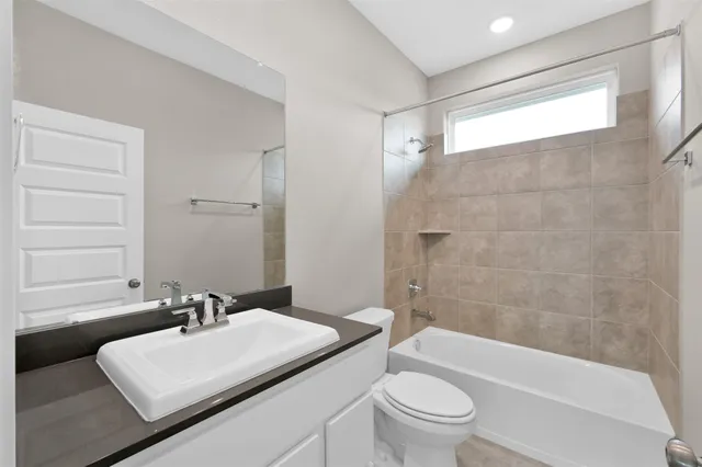 $4,000 | 24627 Keswick Vly Way, Tomball, TX 77375