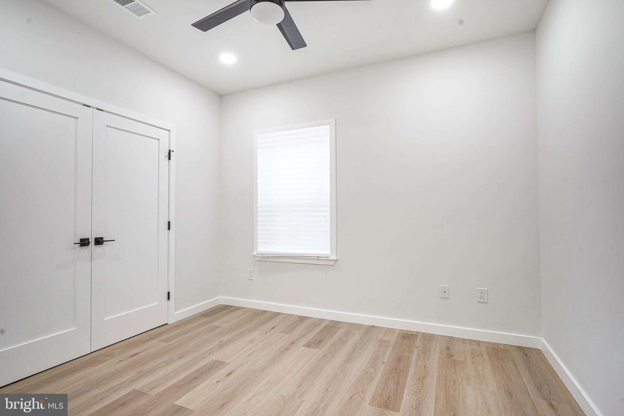 1145 Tasker Street Philadelphia, PA 19148 - Photo 15 of 58 wooden floor in an empty room